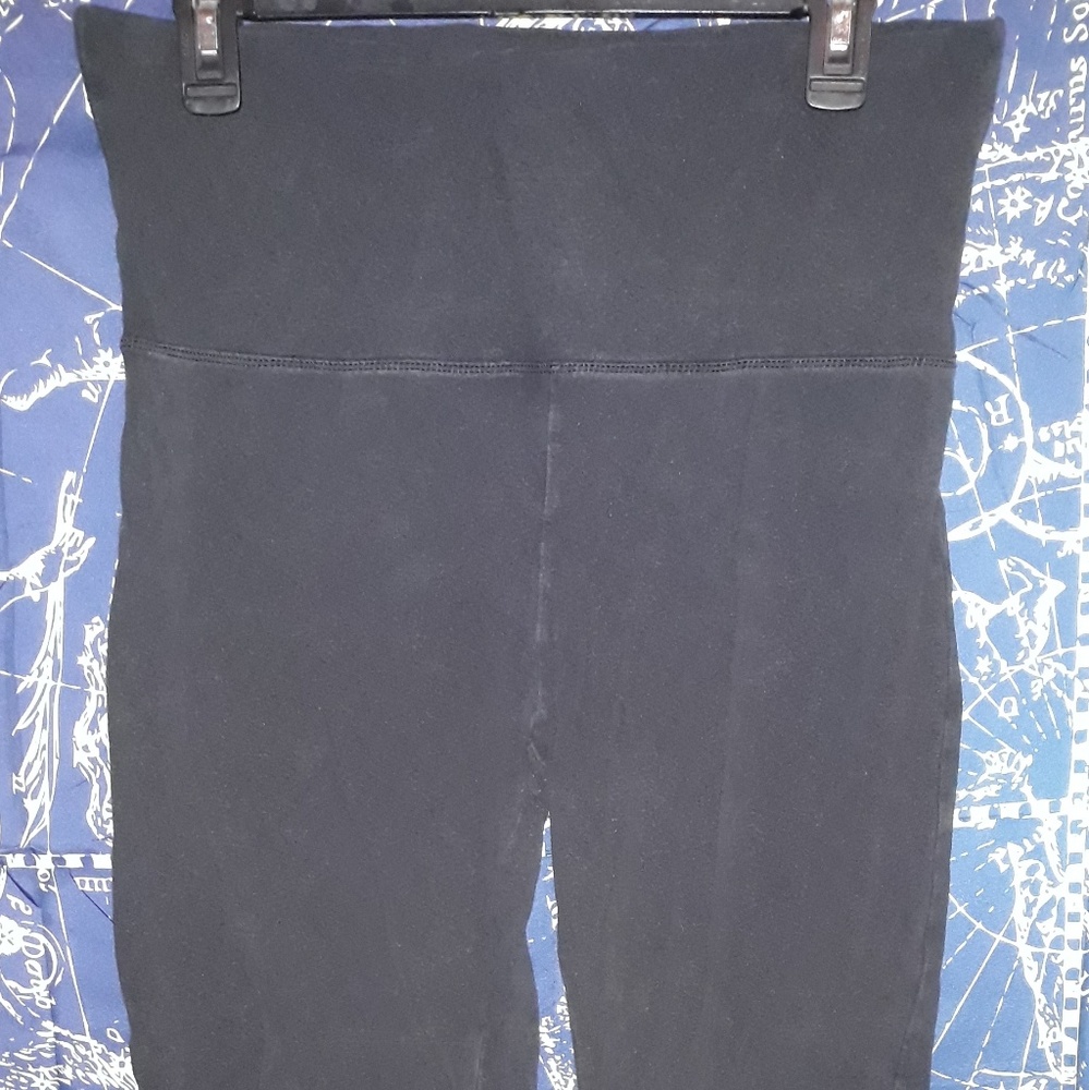 black yoga pants 🖤